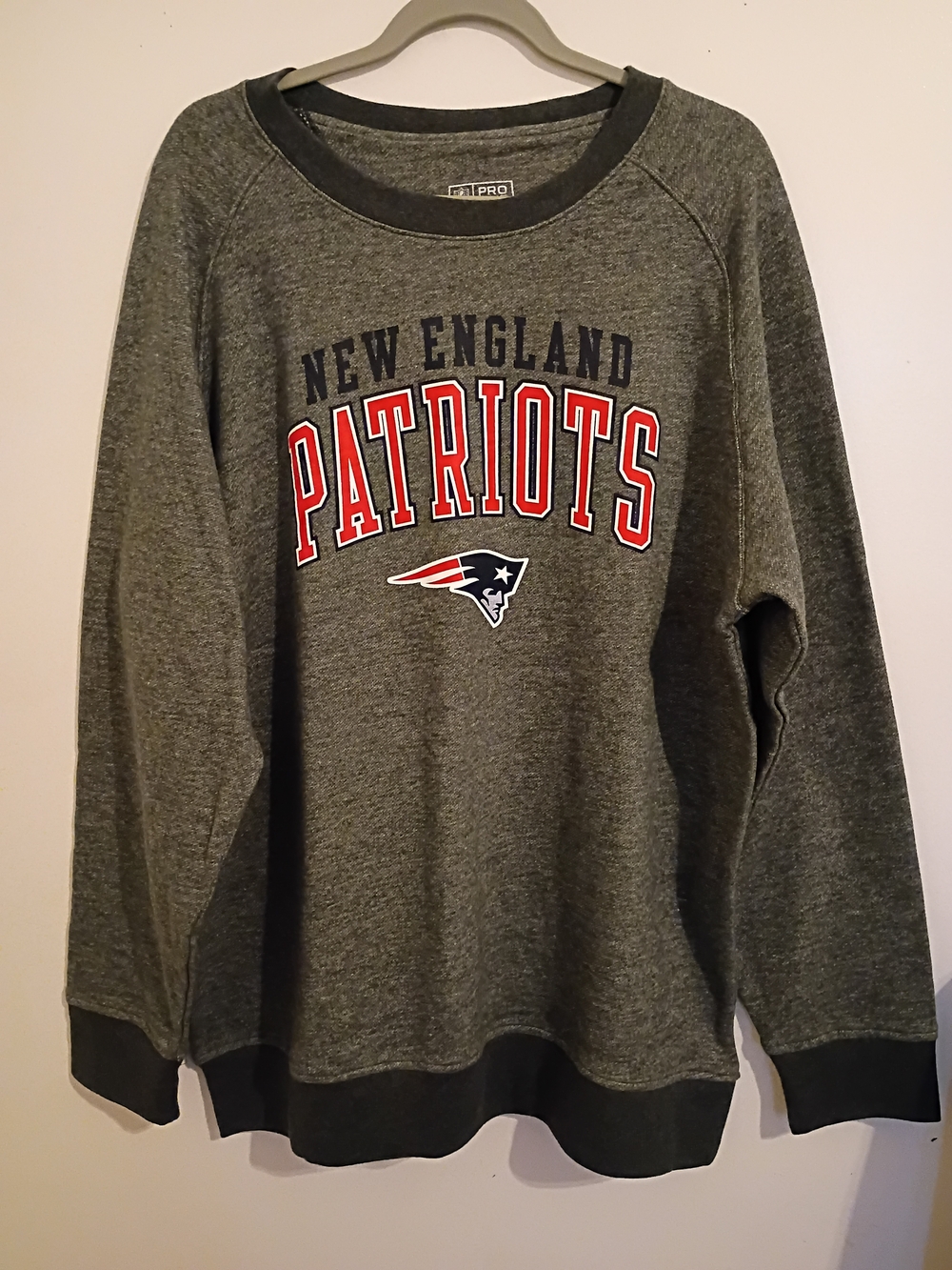 Pro Line NFL Men's Gray New England Patriots  Sweatshirt Sz XL